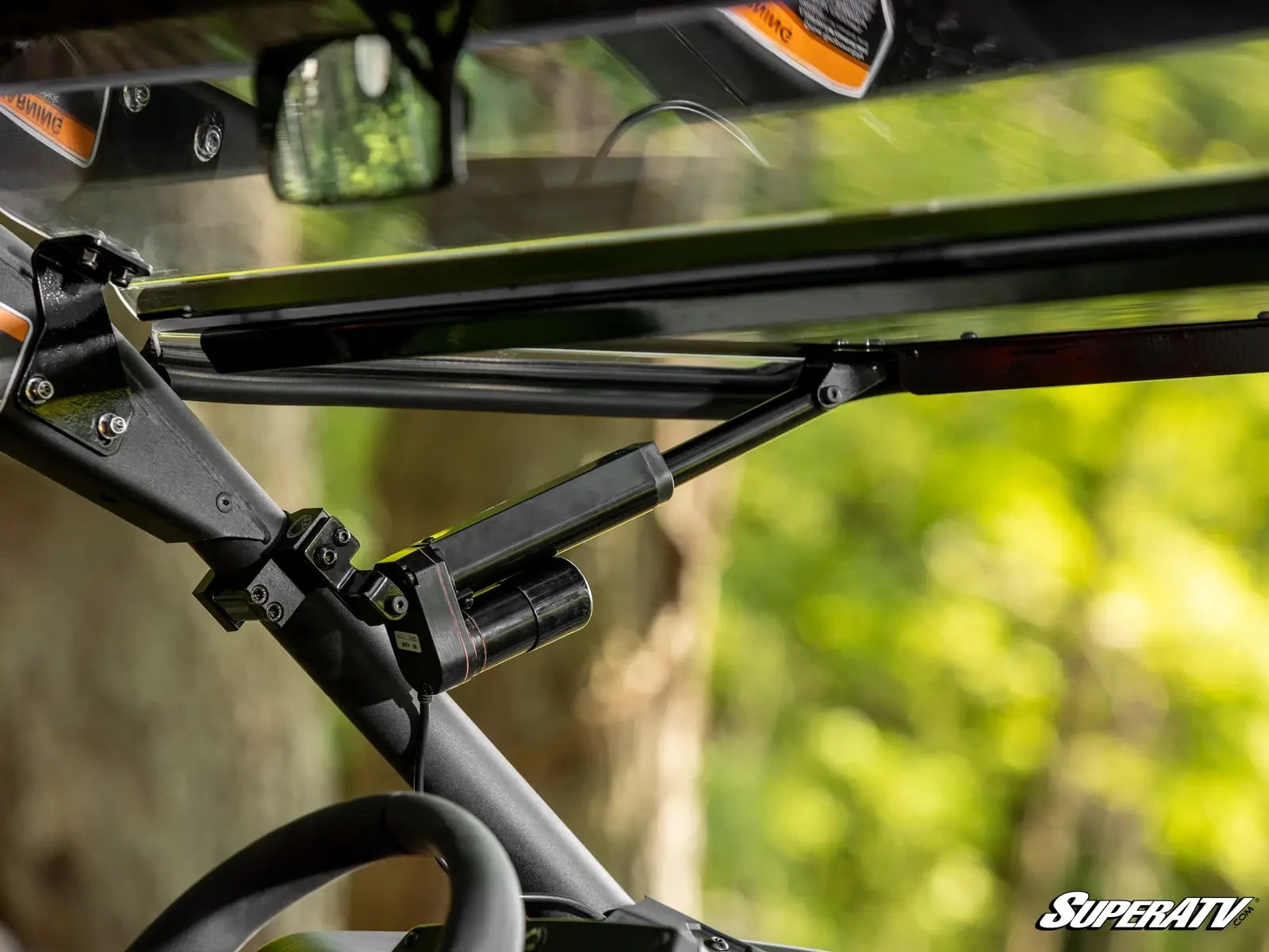 CAN-AM MAVERICK X3 MAXDRIVE POWER FLIP WINDSHIELD