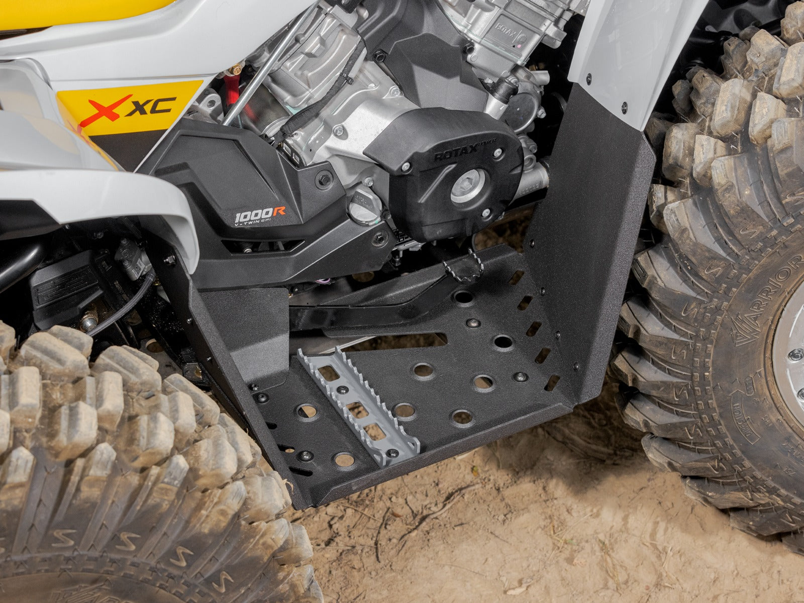 Can-Am Renegade Footwells 32" Tire