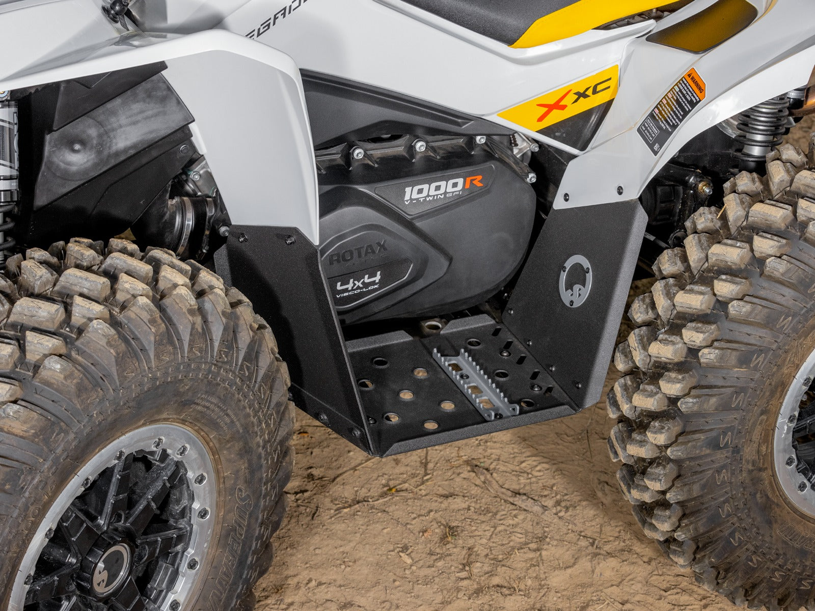 Can-Am Renegade Footwells 32" Tire