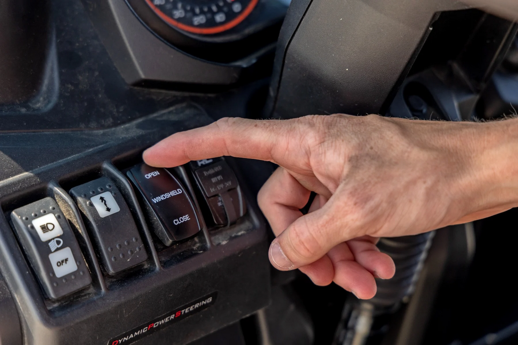 Electric Tilt Windshield Glass | Can-Am Defender HD 8/HD 9/HD 10